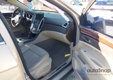 2010 Cadillac Srx Luxury Collection z USA, uszkodzony, nr VIN 3GYFNAEYXAS654735